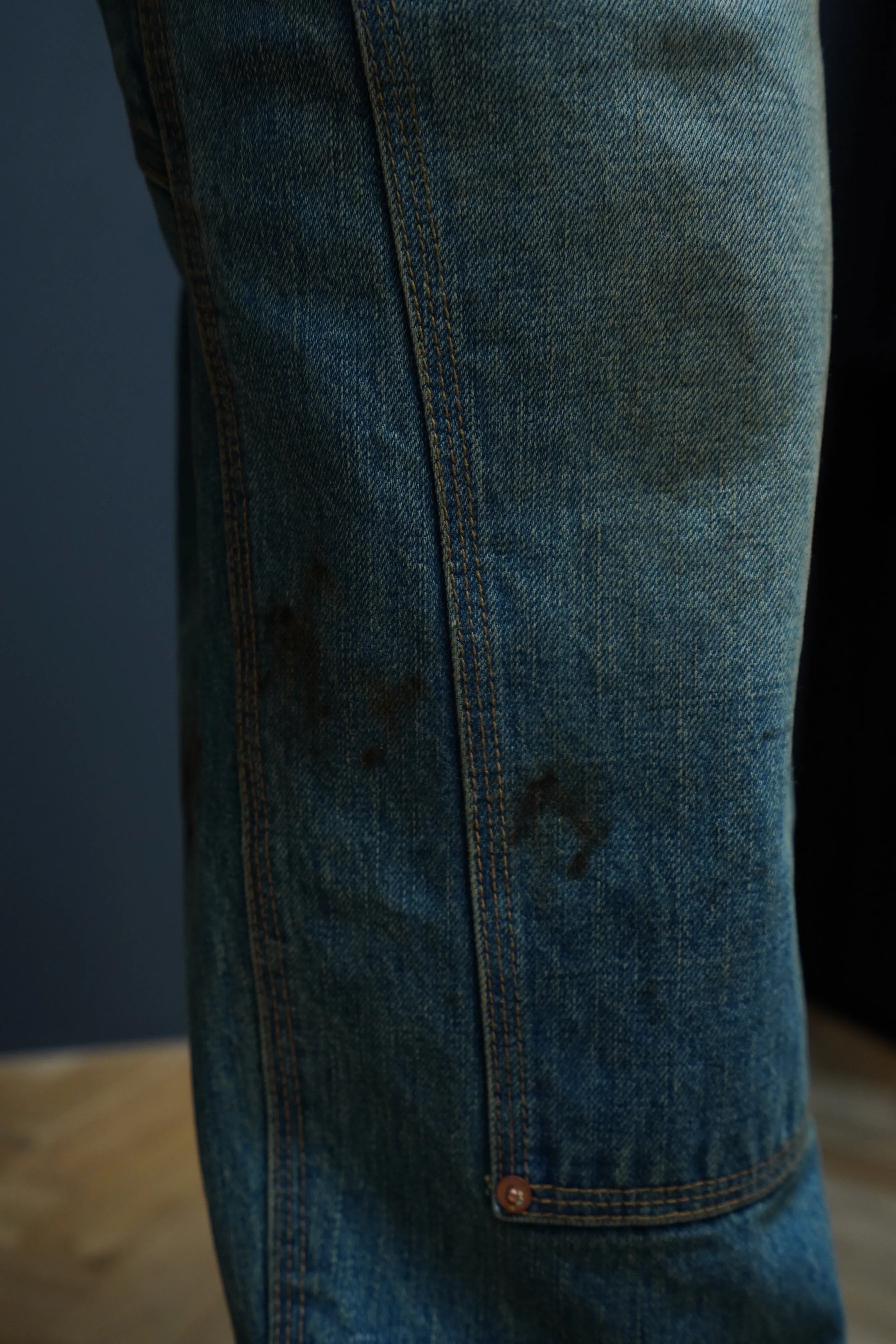 SUGARHILL OILED FADE DOUBLE KNEE DENIM PANTS