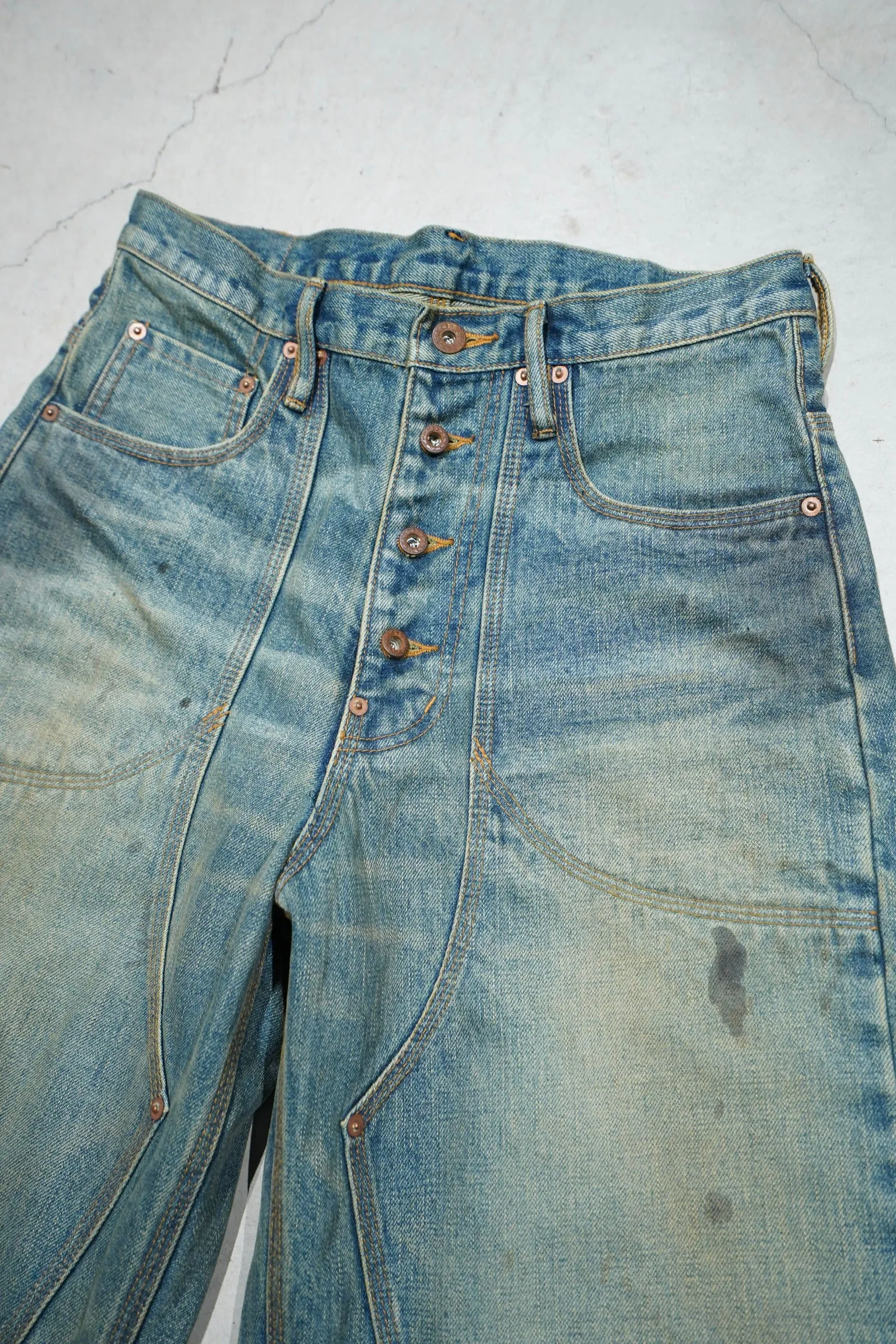 SUGARHILL OILED FADE DOUBLE KNEE DENIM PANTS